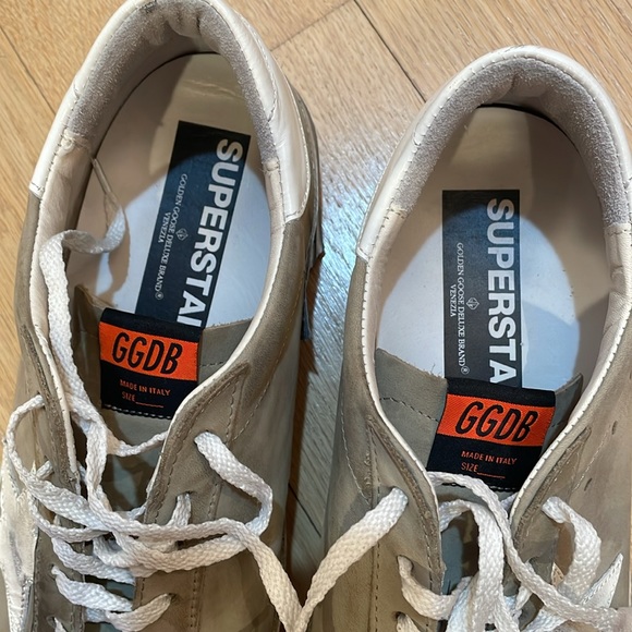 Golden Goose Sneakers - Picture 8 of 9